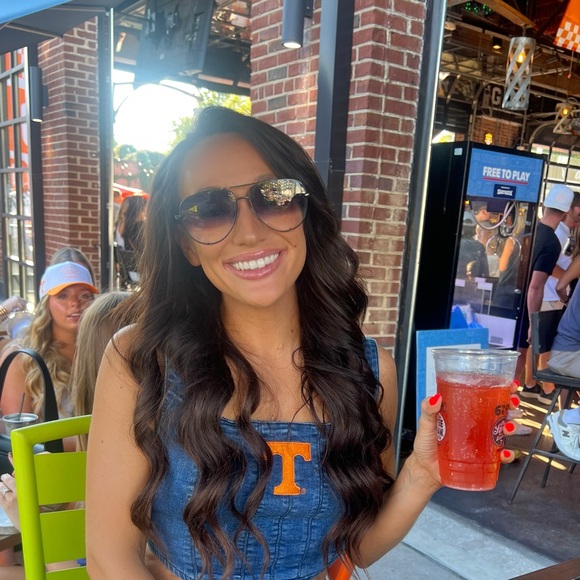 Meet your Posher, Samantha - Picture 1 of 1